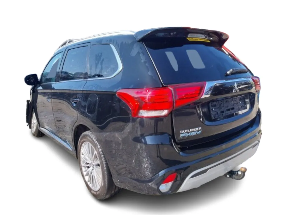 2021 Mitsubishi Outlander  For Breaking/Dismantlin - Image 4