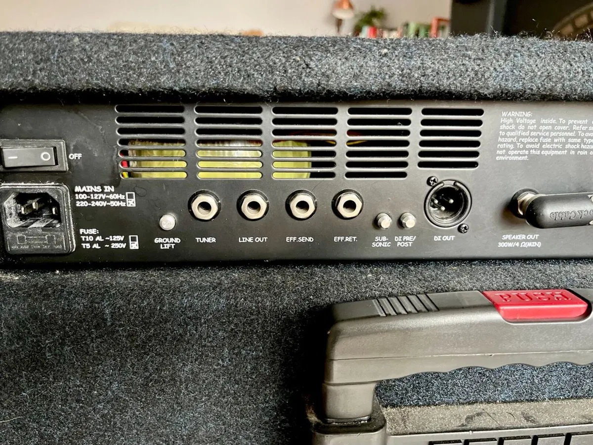 Warwick 250W Bass Amp - Image 4