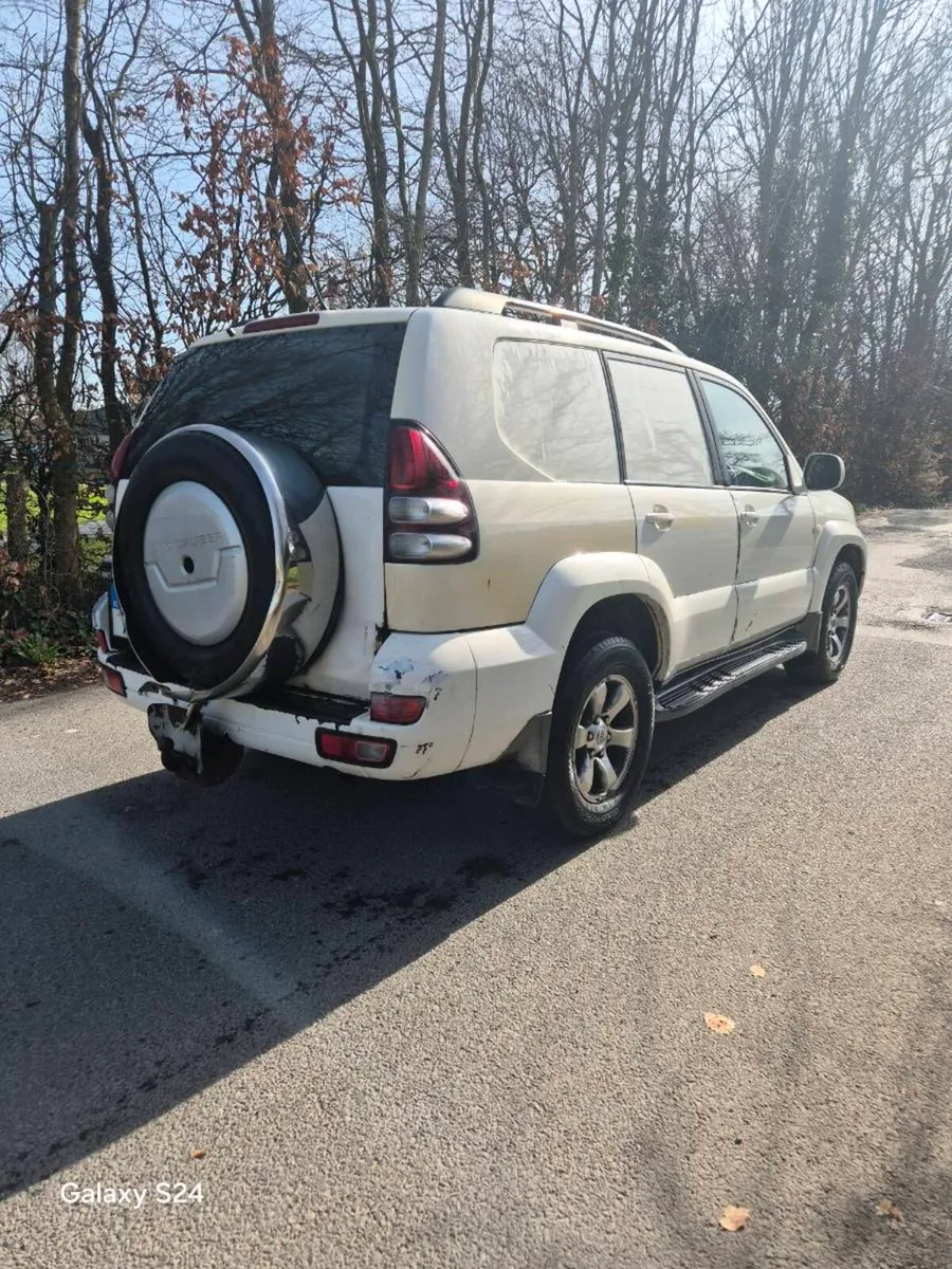 Toyota  Landcruiser LWB  Automatic - Image 4