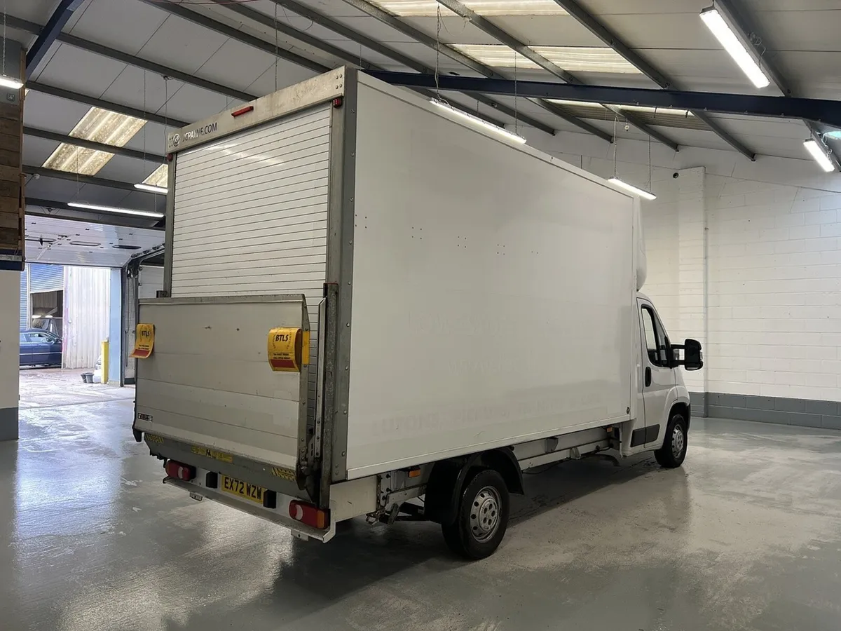 2022 Citroen Relay Luton Box Van - Image 3