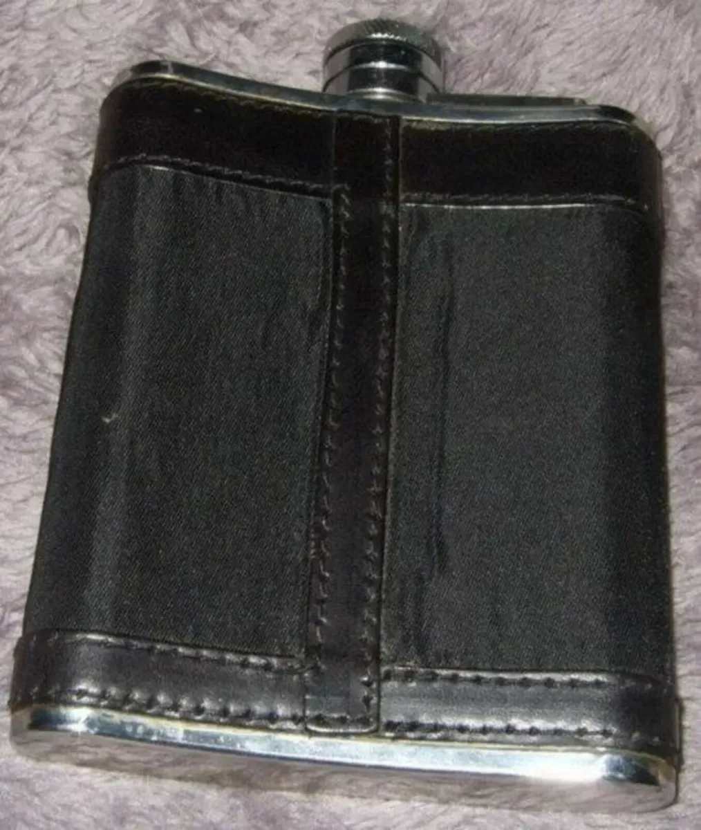 Vintage Harrods Hip Flask - Image 3