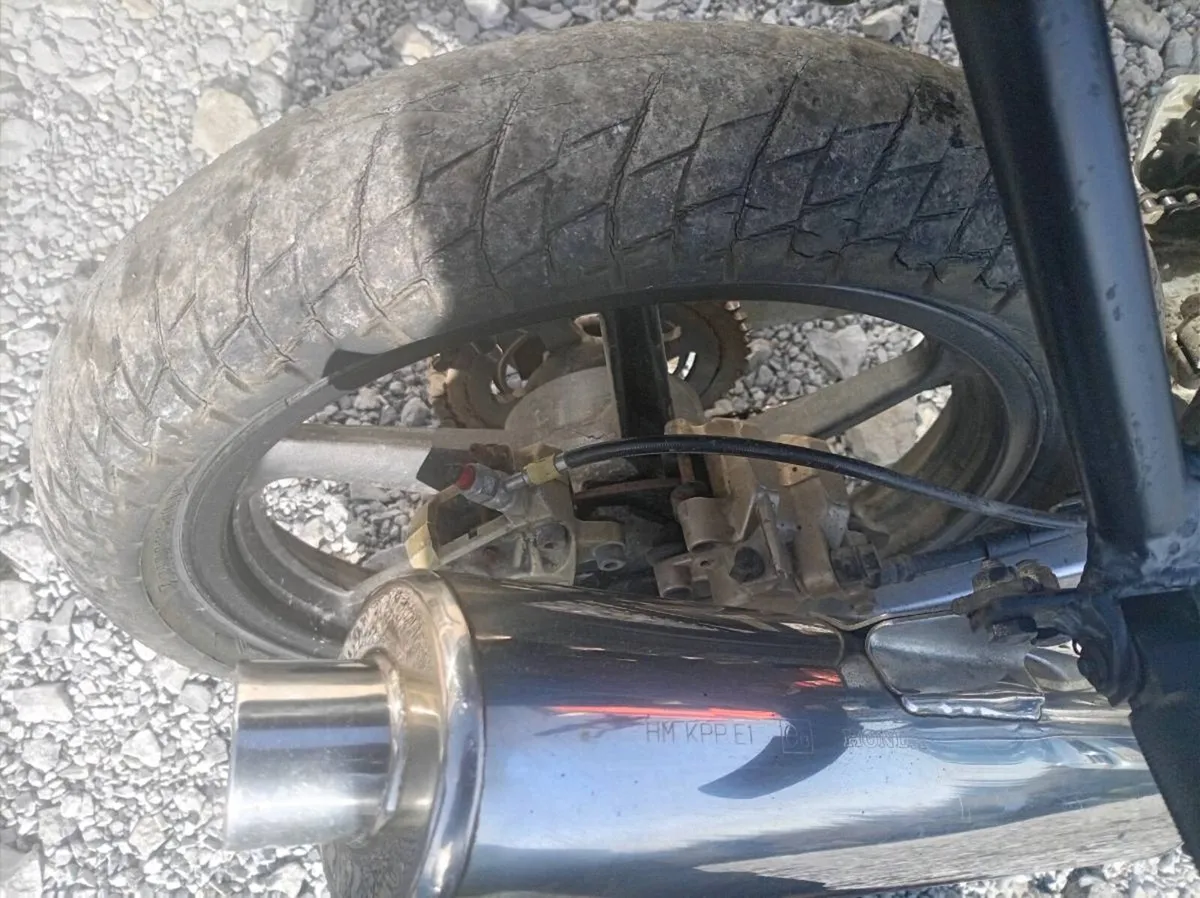 Honda CBR 125r - Image 4