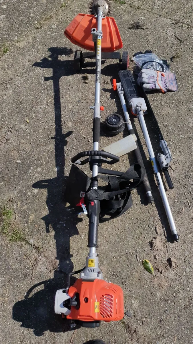 Garden Multi Tool Strimmer Hedge Trimmer Chainsaw - Image 1