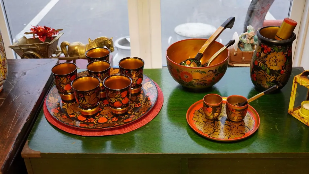 Vintage Lacquerware Set - Image 1
