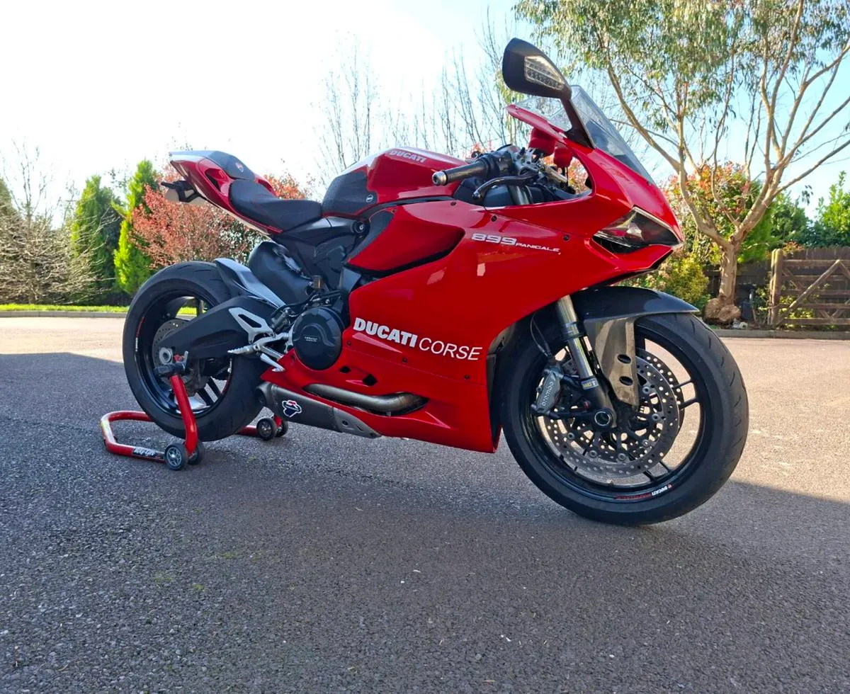 Ducati Panigale 899 - Image 1