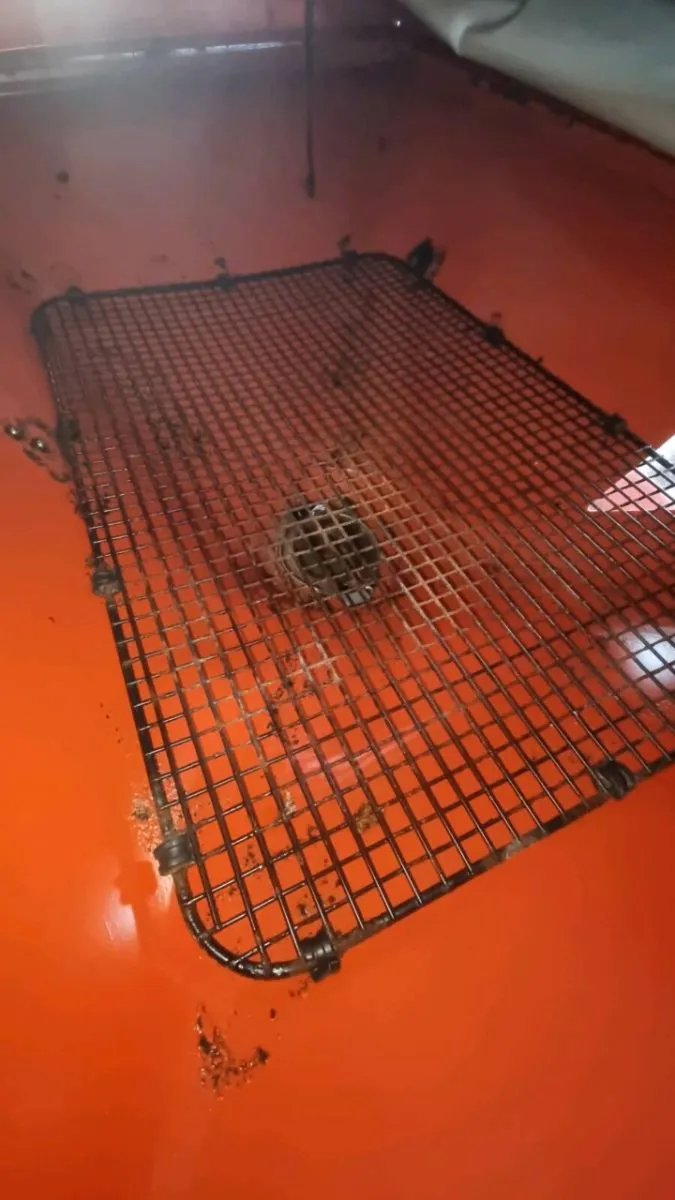 Rauch fertilizer spreader - Image 4