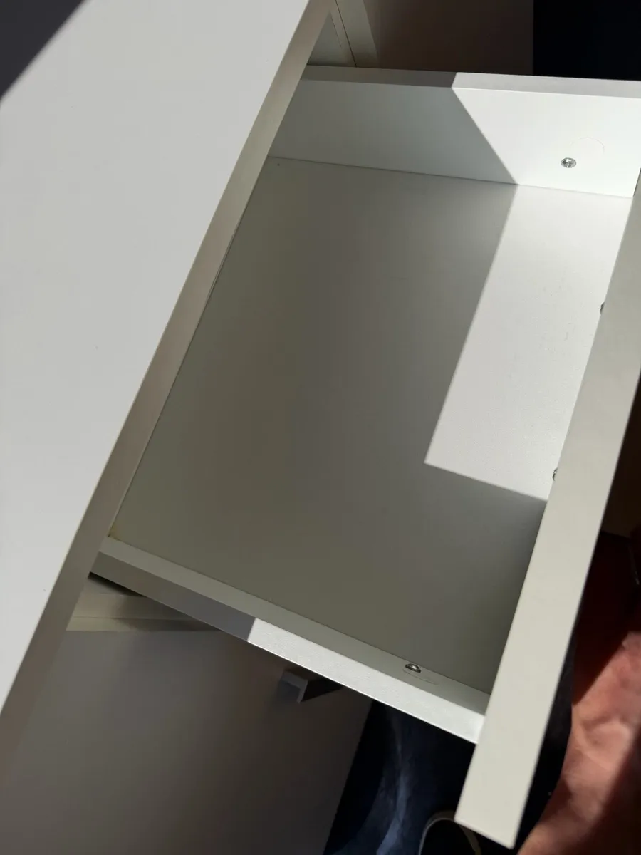 White side cabinet - Image 3