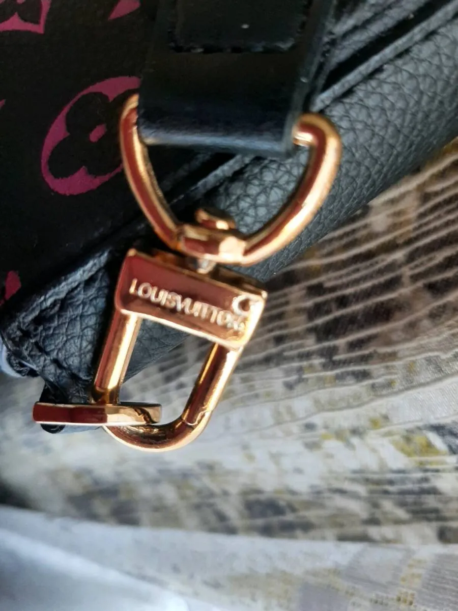 LV bag new - Image 2