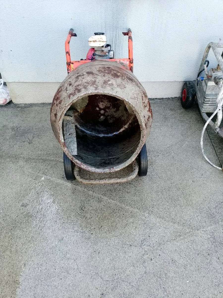 Cement mixer - Image 2