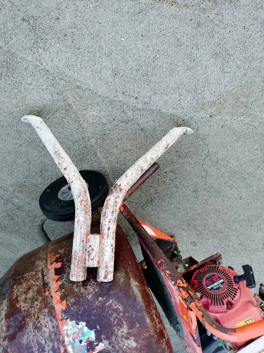 Cement mixer - Image 4