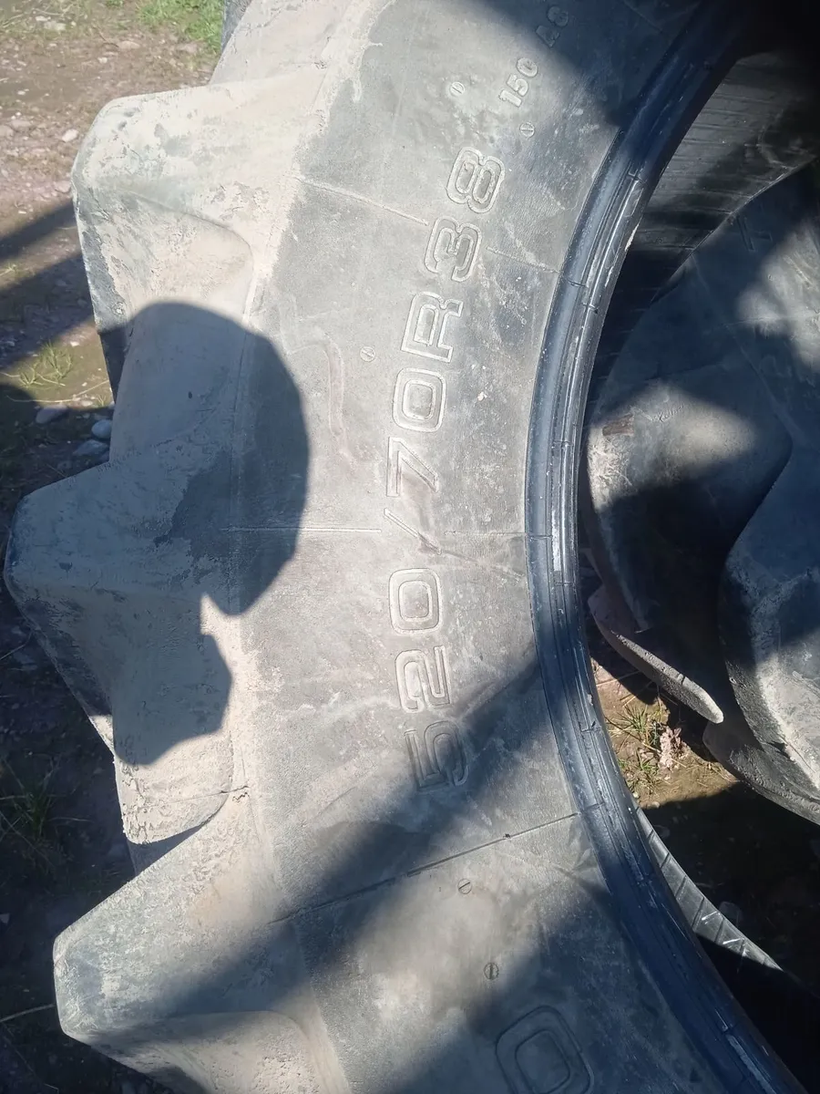 Tractor tyres - Image 1