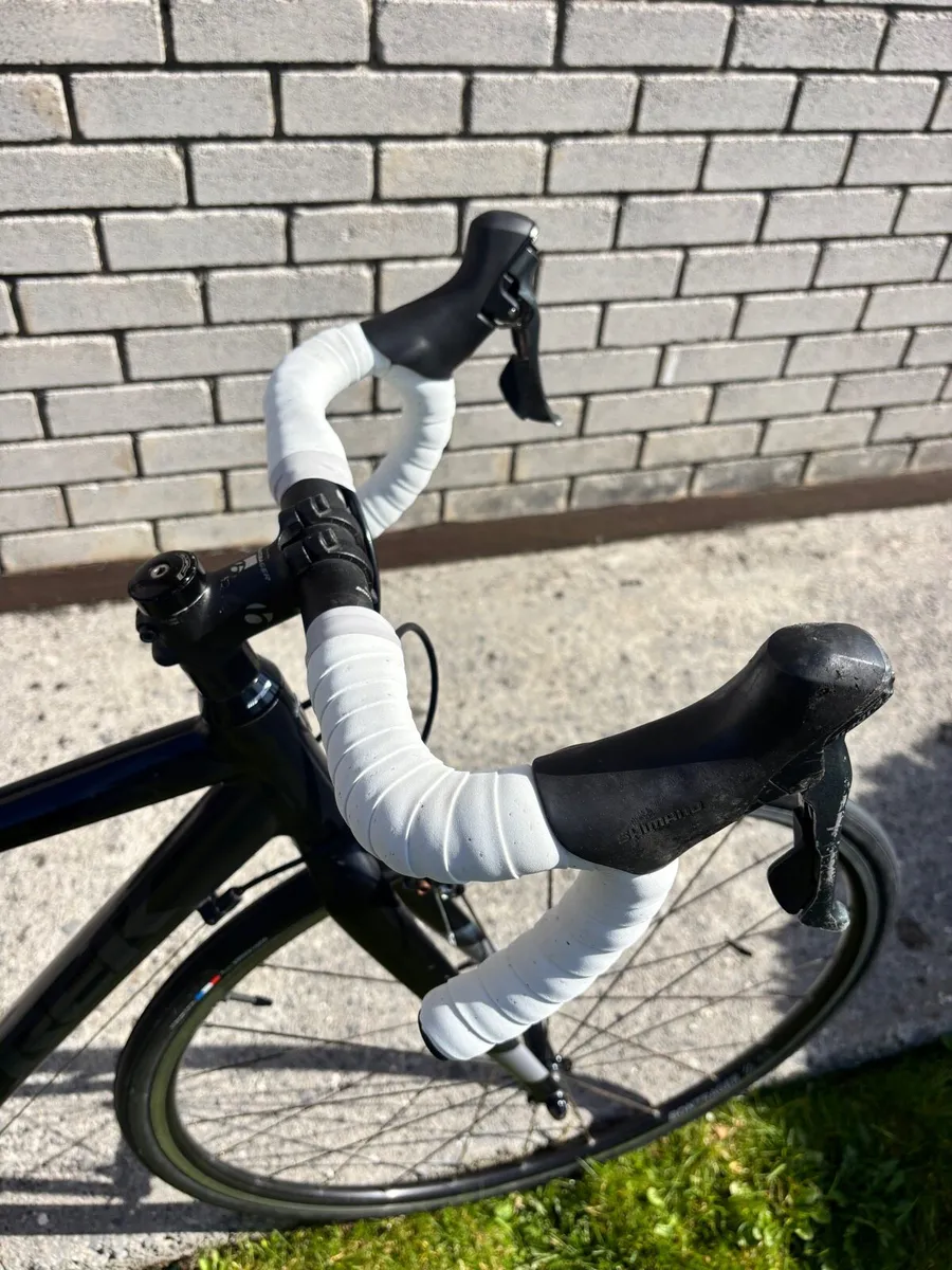 Trek road bike - Image 4