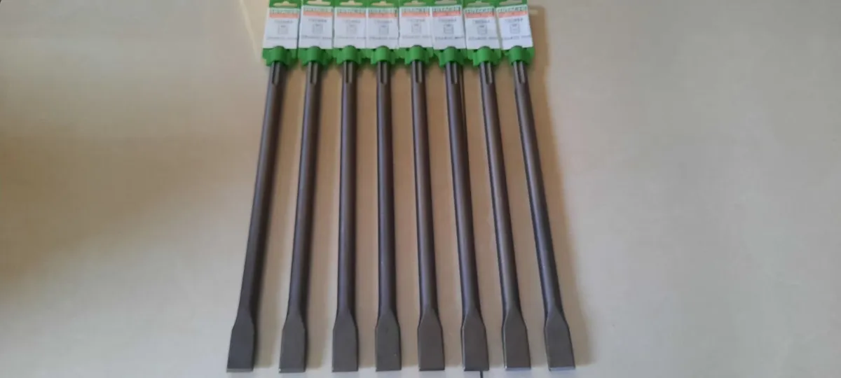 Hitachi 25mm X 400mm Sds Max Chisels - Image 1