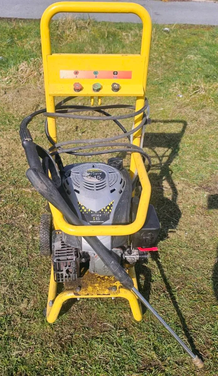 Petrol pressure washer for sale - Image 1