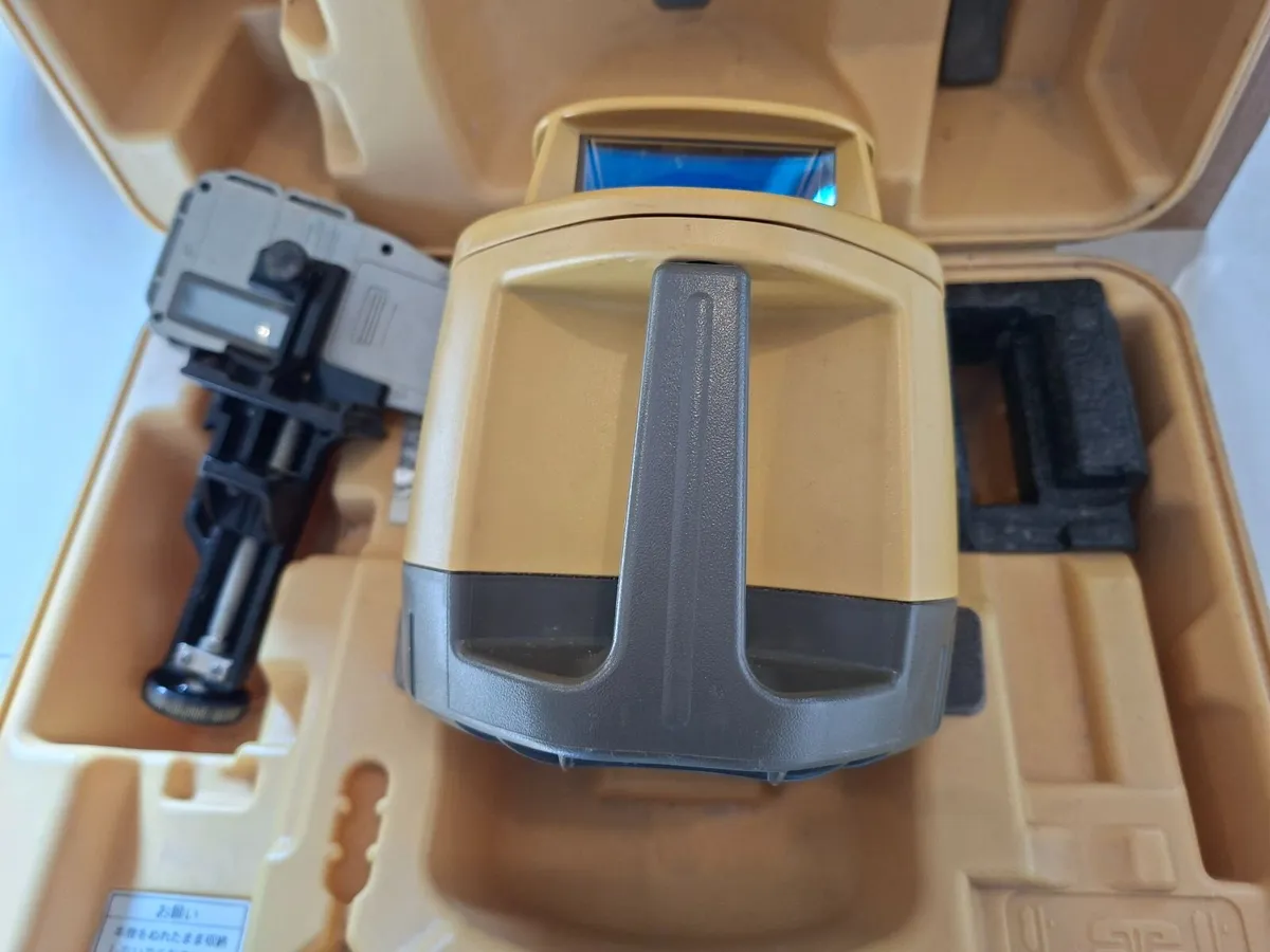 Topcon RL-H3C Rotary Laser Level - Image 4