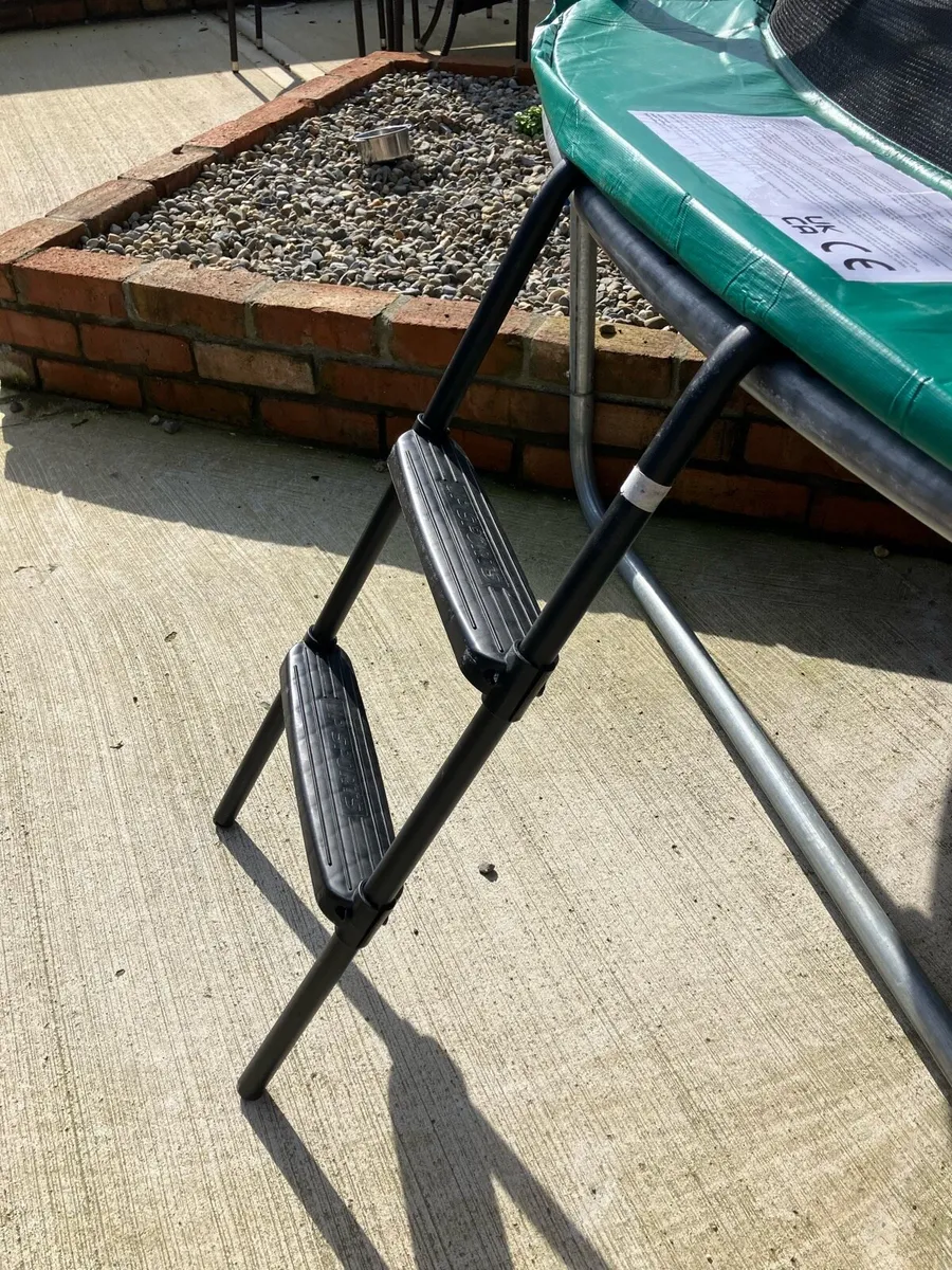 Trampoline - Image 2