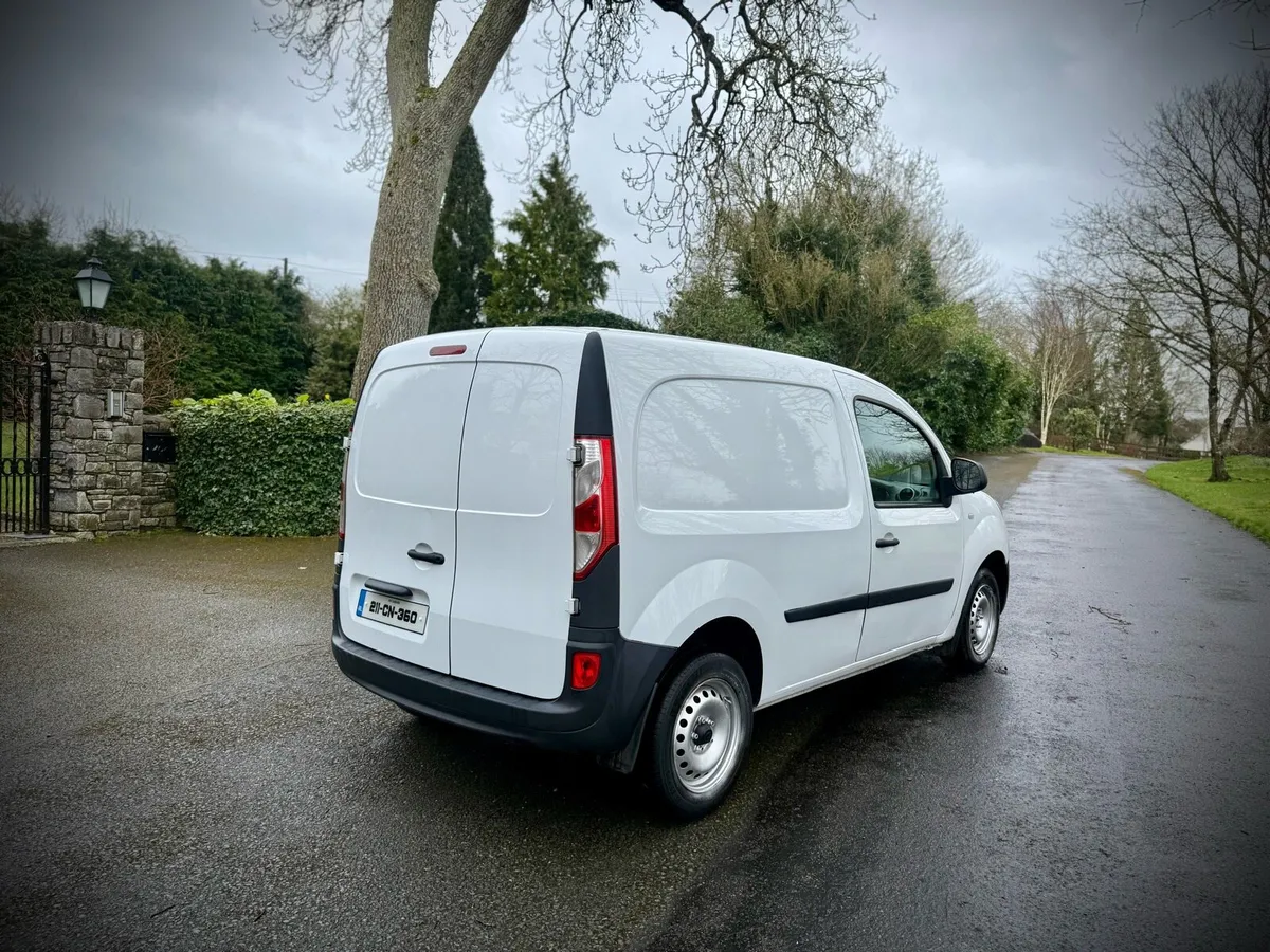 2021 Renault Kangoo Bussiness New Doe Taxed - Image 3