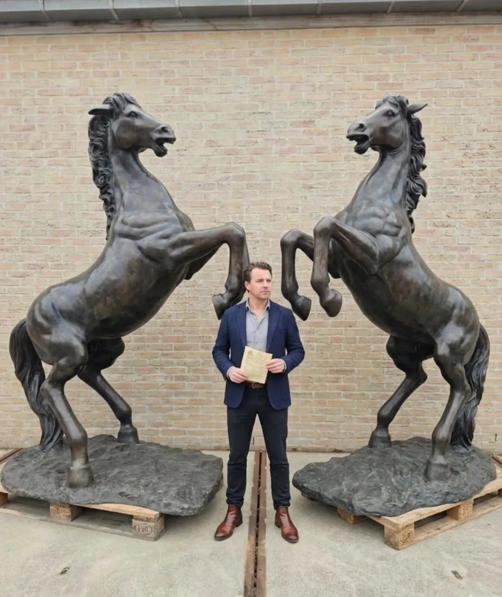 Pair of xxl bronze horses - Image 1