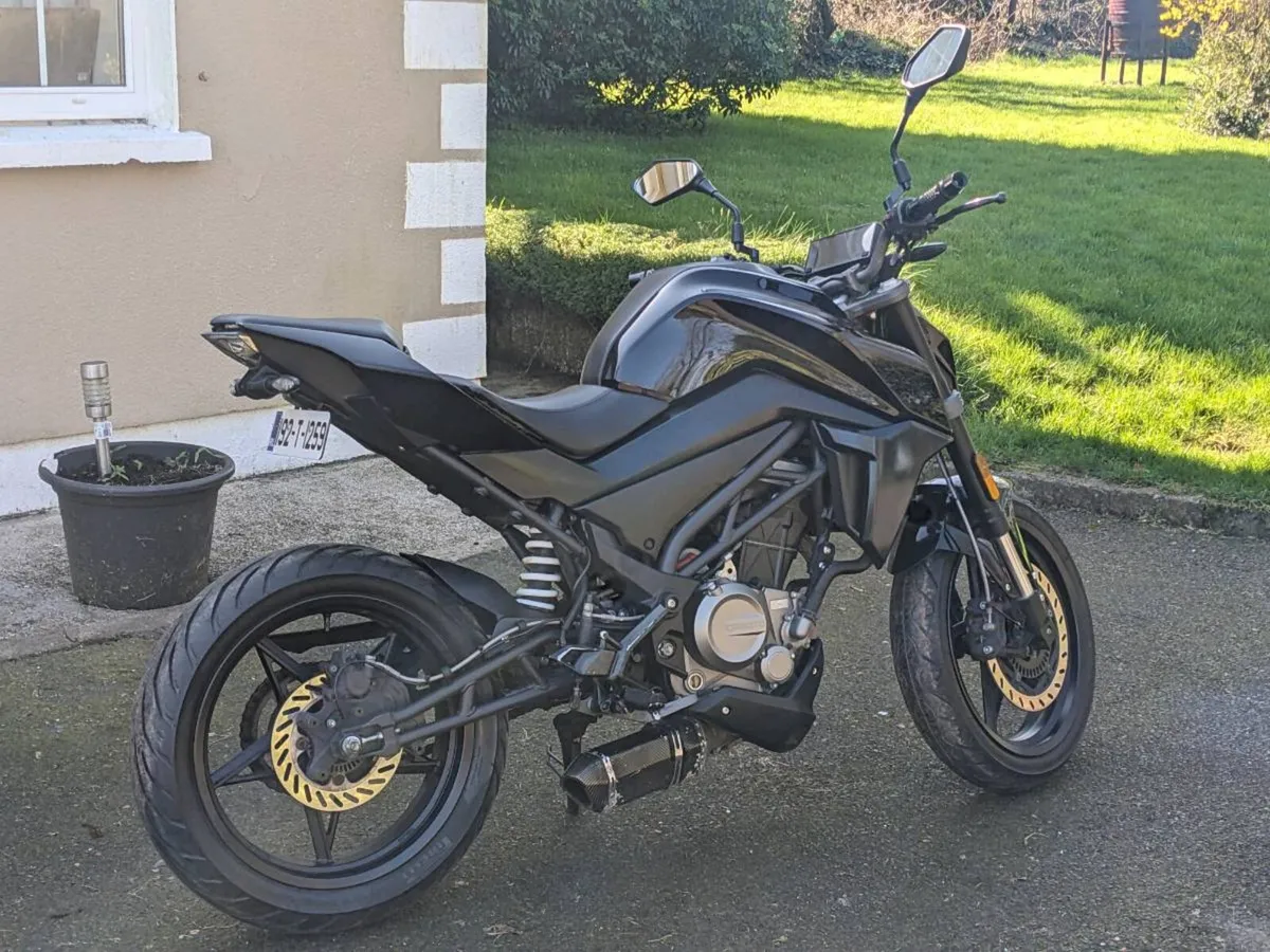 CF Moto NK250 2019 - Image 2