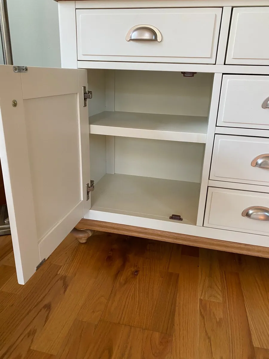 Sideboard and matching lamp/coffee table - Image 4