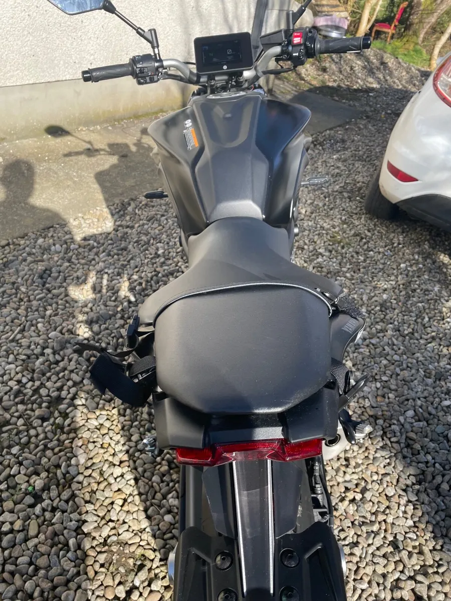 YAMAHA MT 07 2024 - Image 4