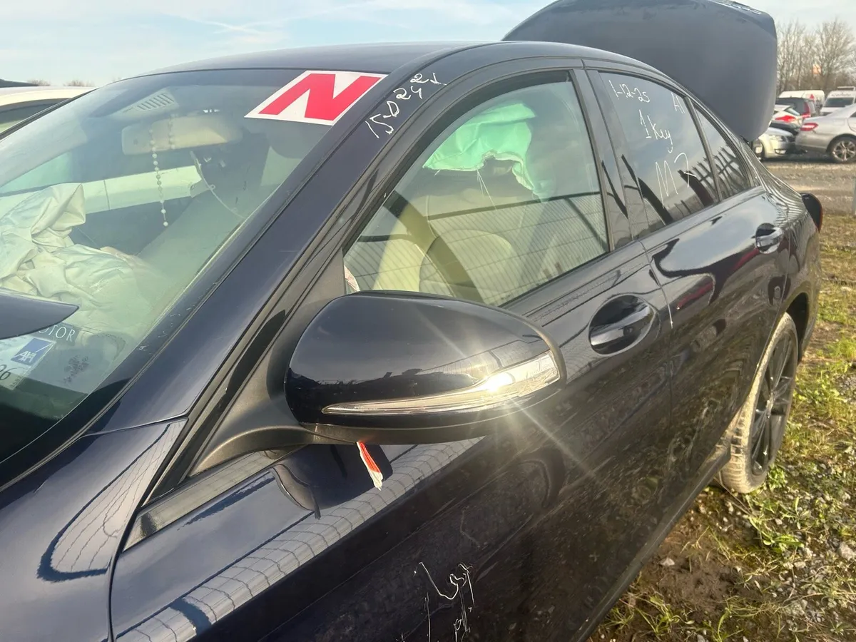 Mercedes c220d 2016 parts - Image 3