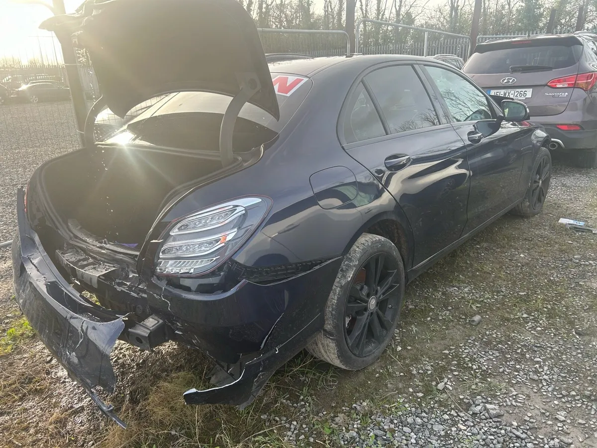 Mercedes c220d 2016 parts - Image 1