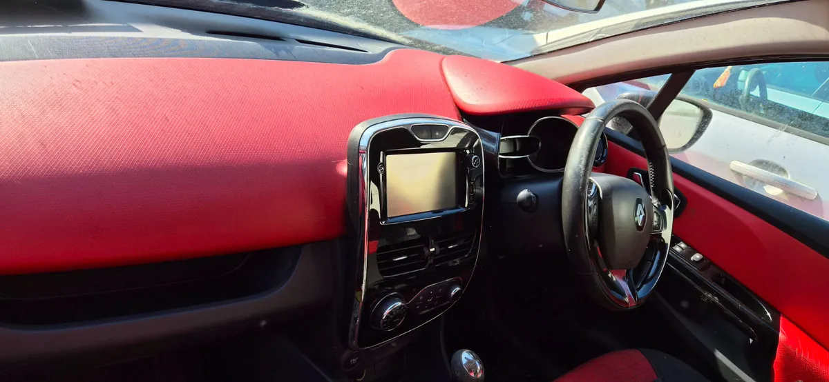 Renault clio - Image 4