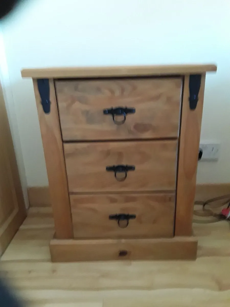 Very heavy solid Corona tree draw Locker as new - Image 1