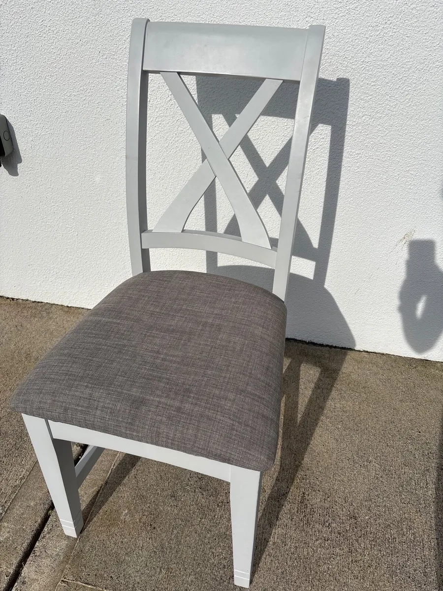 Kitchen Table and 6 Chairs - Image 4