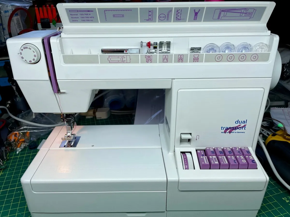 PFAFF Edition 130 Sewing Machine - Serviced - Exce - Image 2
