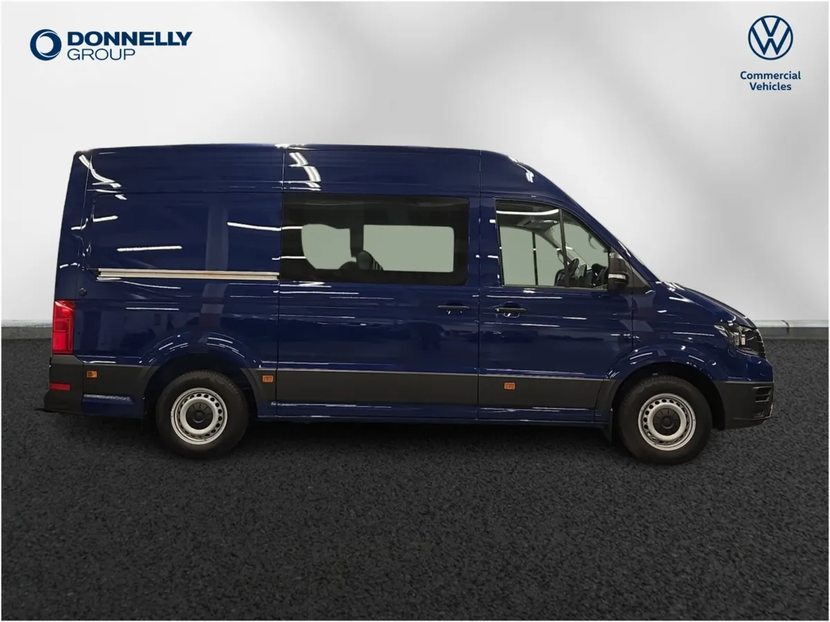 Volkswagen Crafter Cr35 Mwb Diesel Fwd Commerce Pl - Image 4