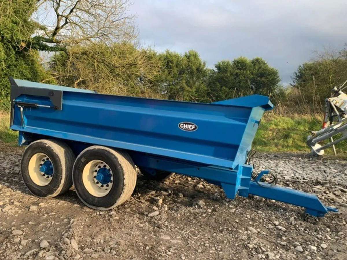 CHIEF 14T DUMP TRAILER< NEW - Image 2