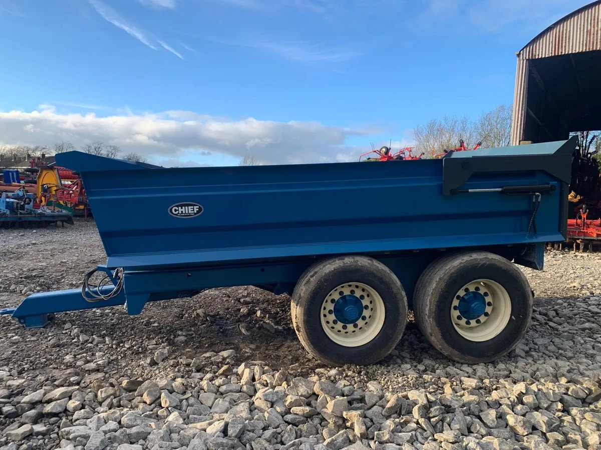 CHIEF 14T DUMP TRAILER< NEW - Image 4