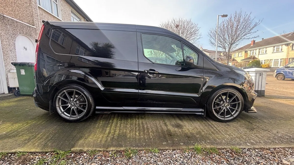 Ford transit connect - Image 2