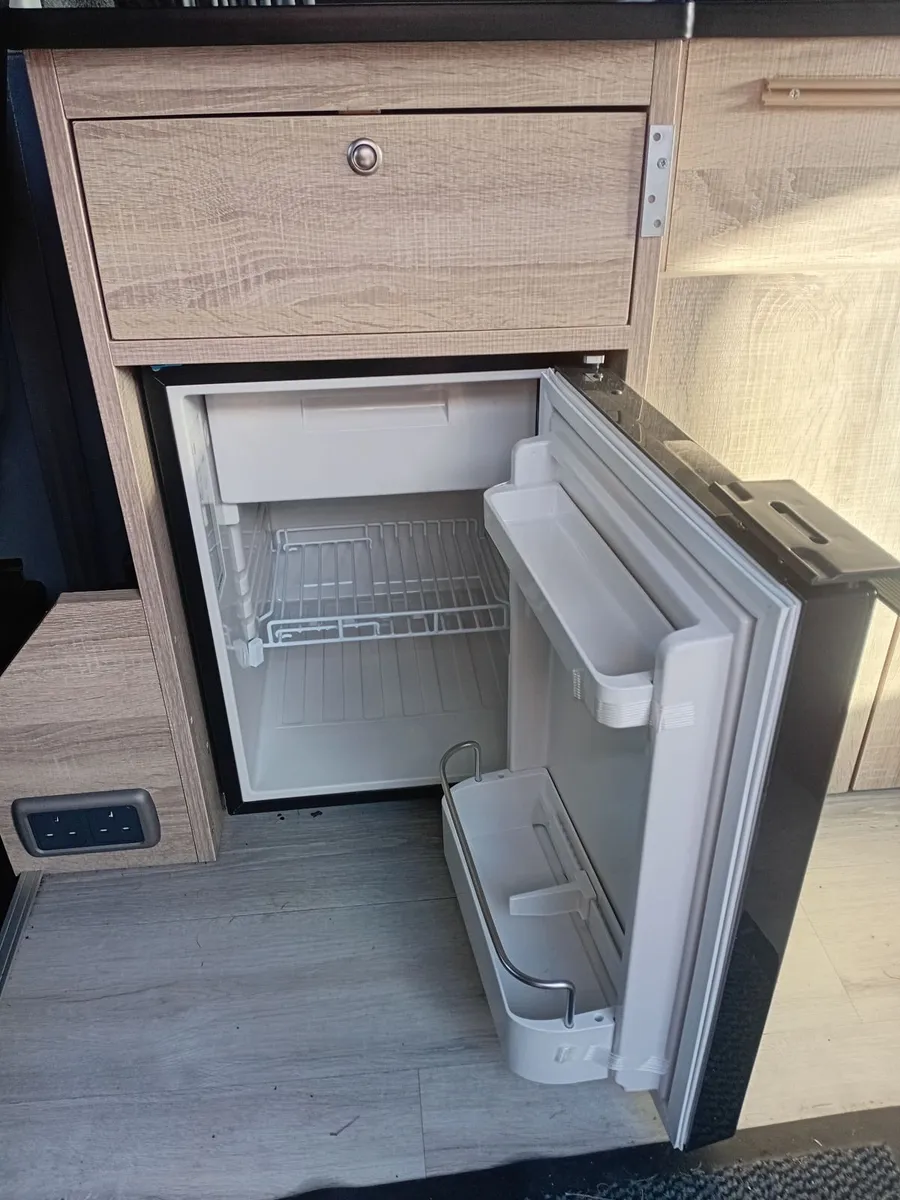 VW Campervan - Image 2