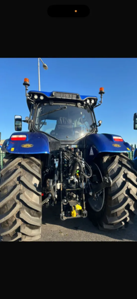 NEW HOLLAND T7.225 BLUE POWER !!!! - Image 2
