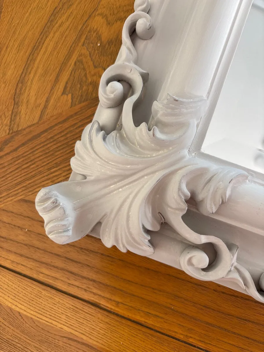 Small grey elegant mirror - Image 2