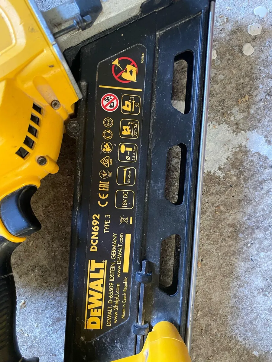 Dewalt 1st fix gun - Image 3