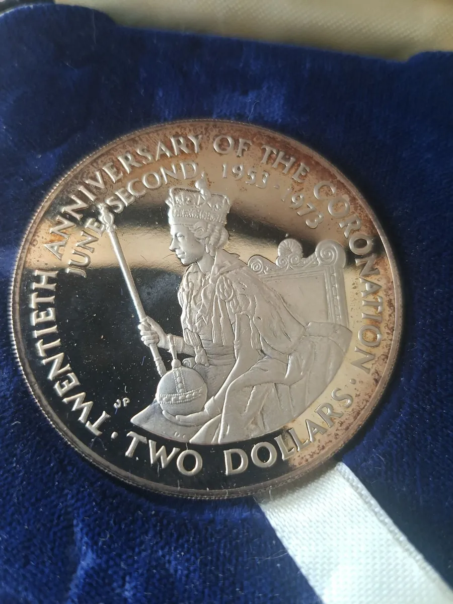 1973 Cook Islands Silver $2 coin .925 - Image 1