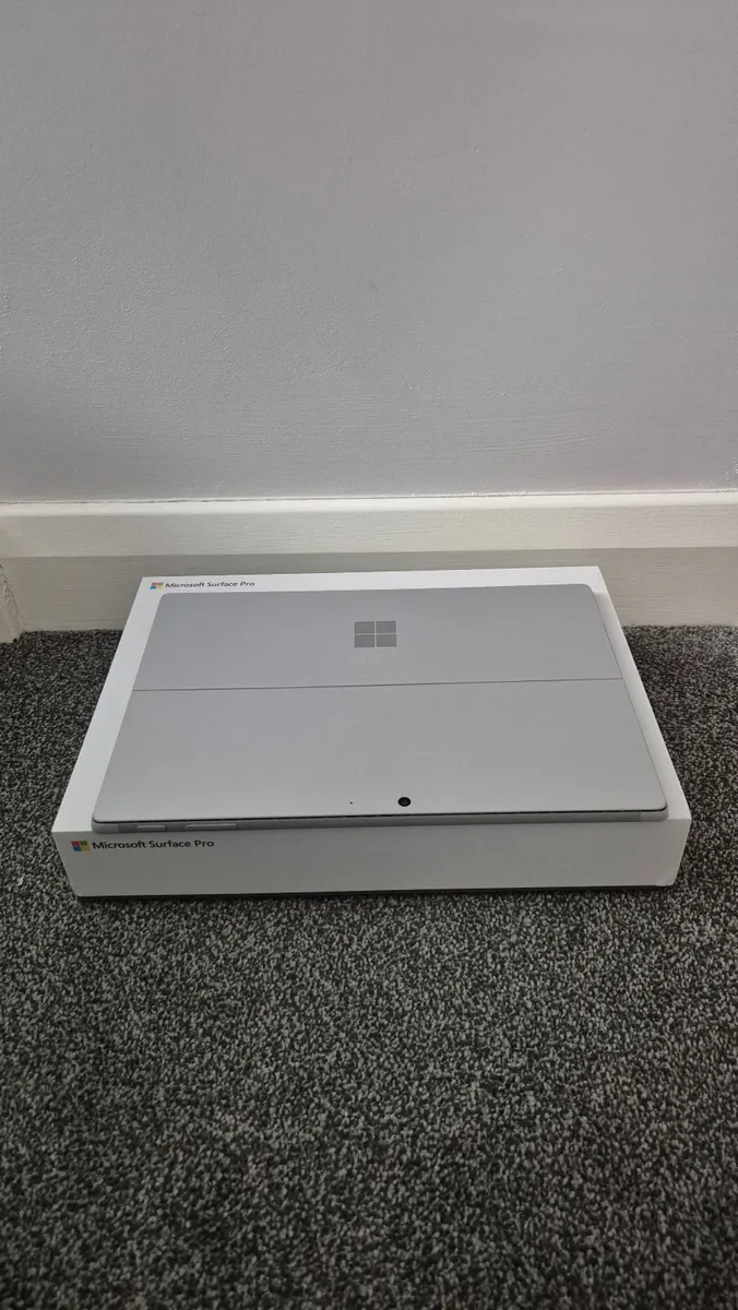 Microsoft Surace Pro 7 - 128GB Storage - Image 4
