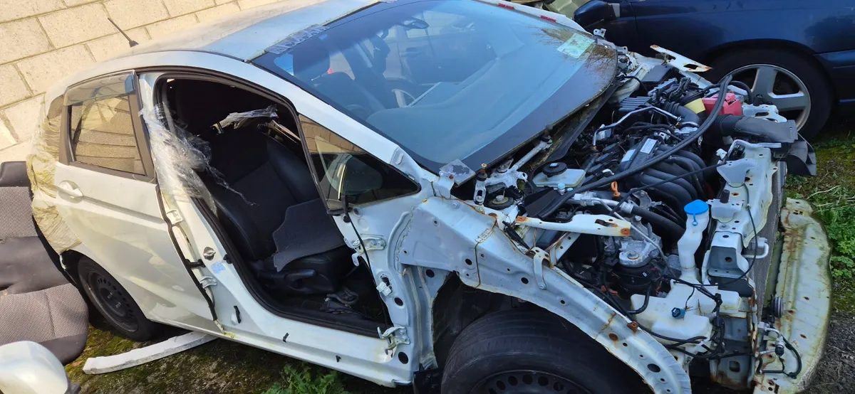 Honda fits - Image 2