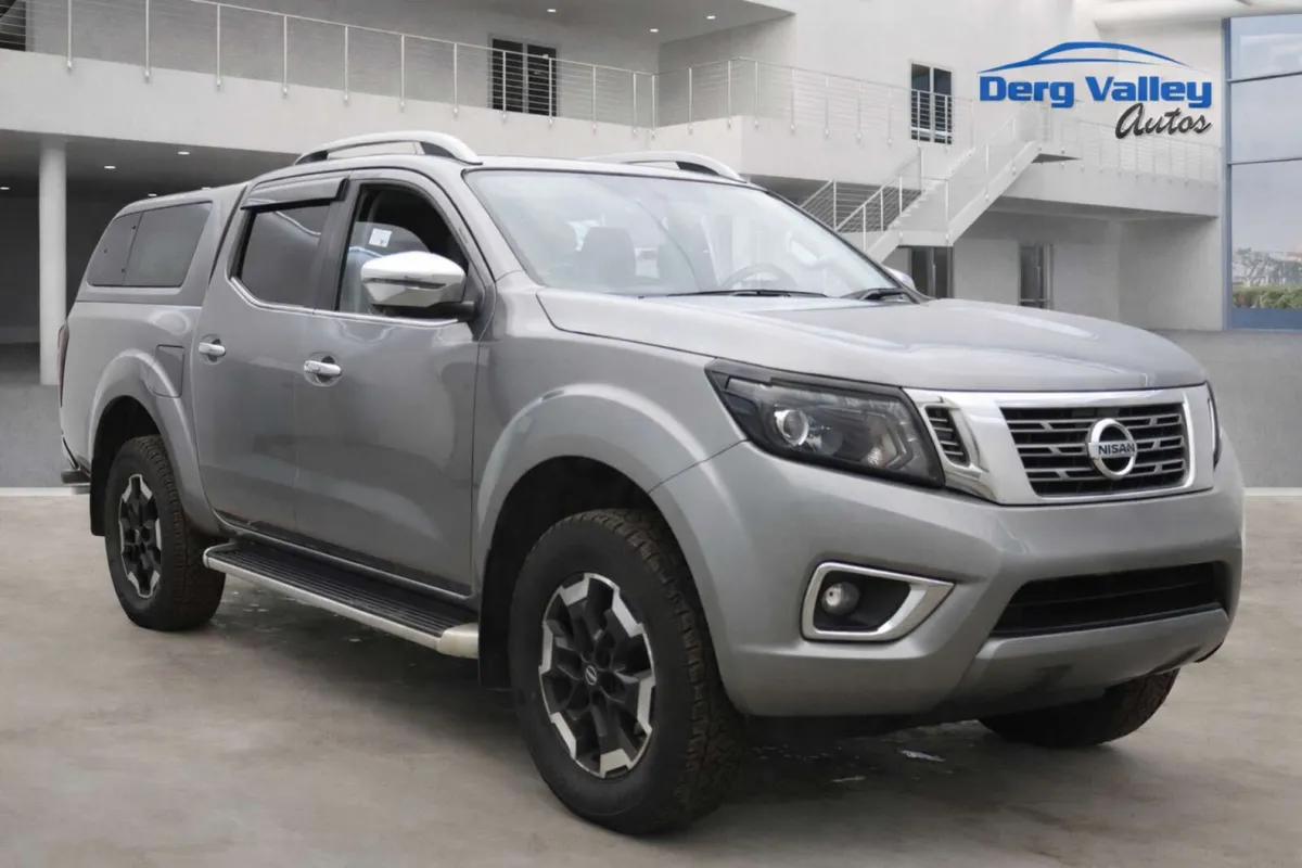 NISSAN NAVARA 2.3 Navara Tekna dCi 4WD 5dr