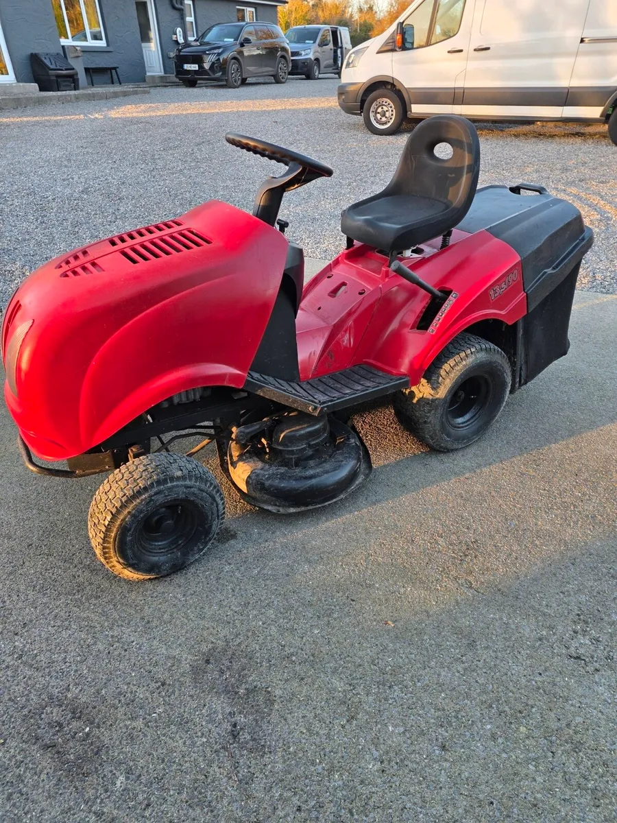Ride on Lawnmower - Image 1
