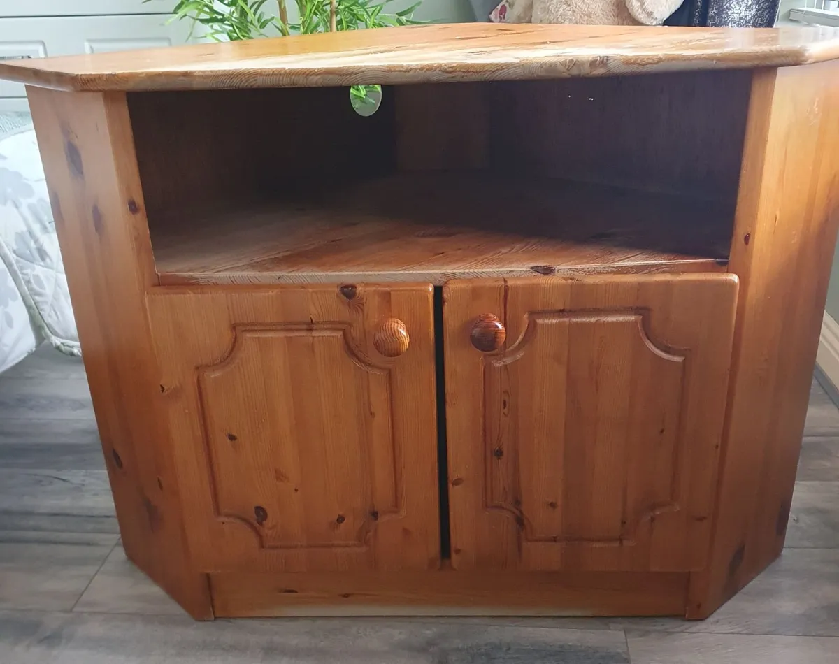 Tv Corner Stand - Image 1