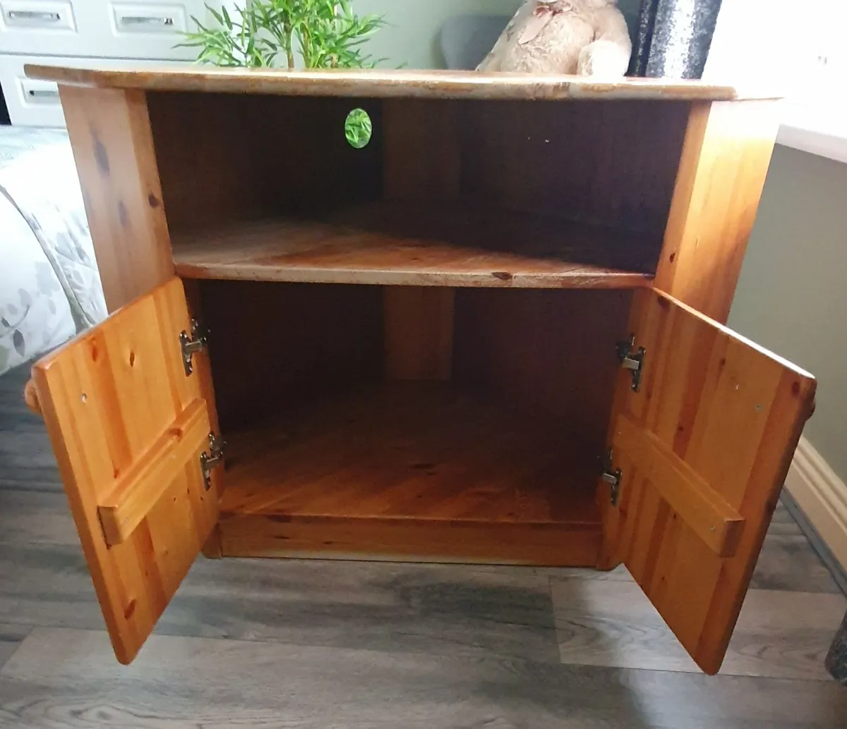 Tv Corner Stand - Image 2