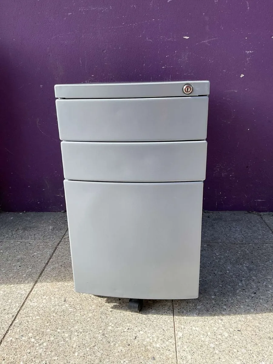 Grey slimline metal under desk pedestal - Image 1