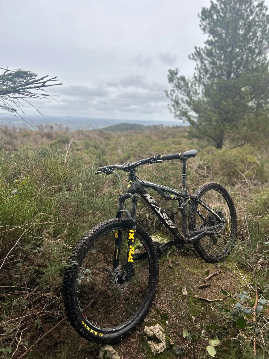 Full suspension mountain bike - Image 1