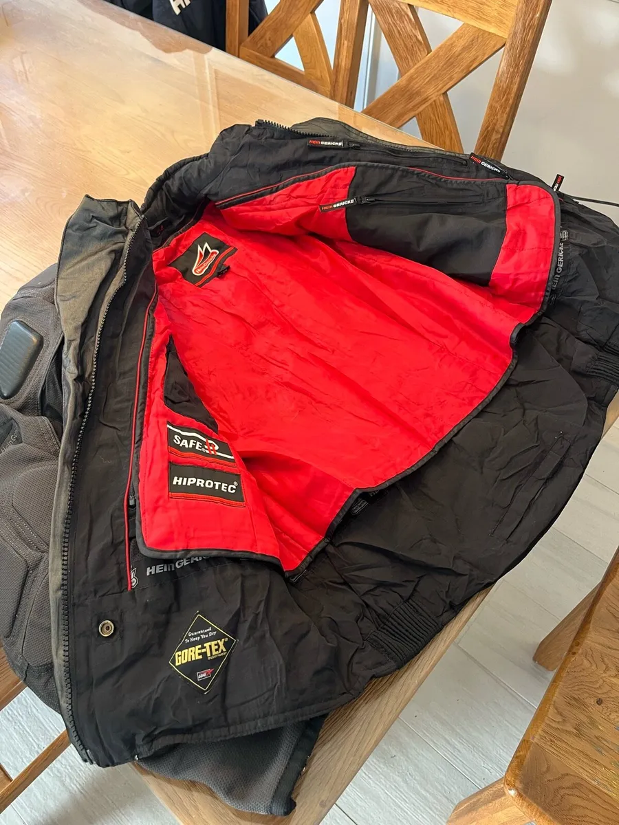 HeinGericke Pros ports Gore-Tex jacket and pants - Image 2