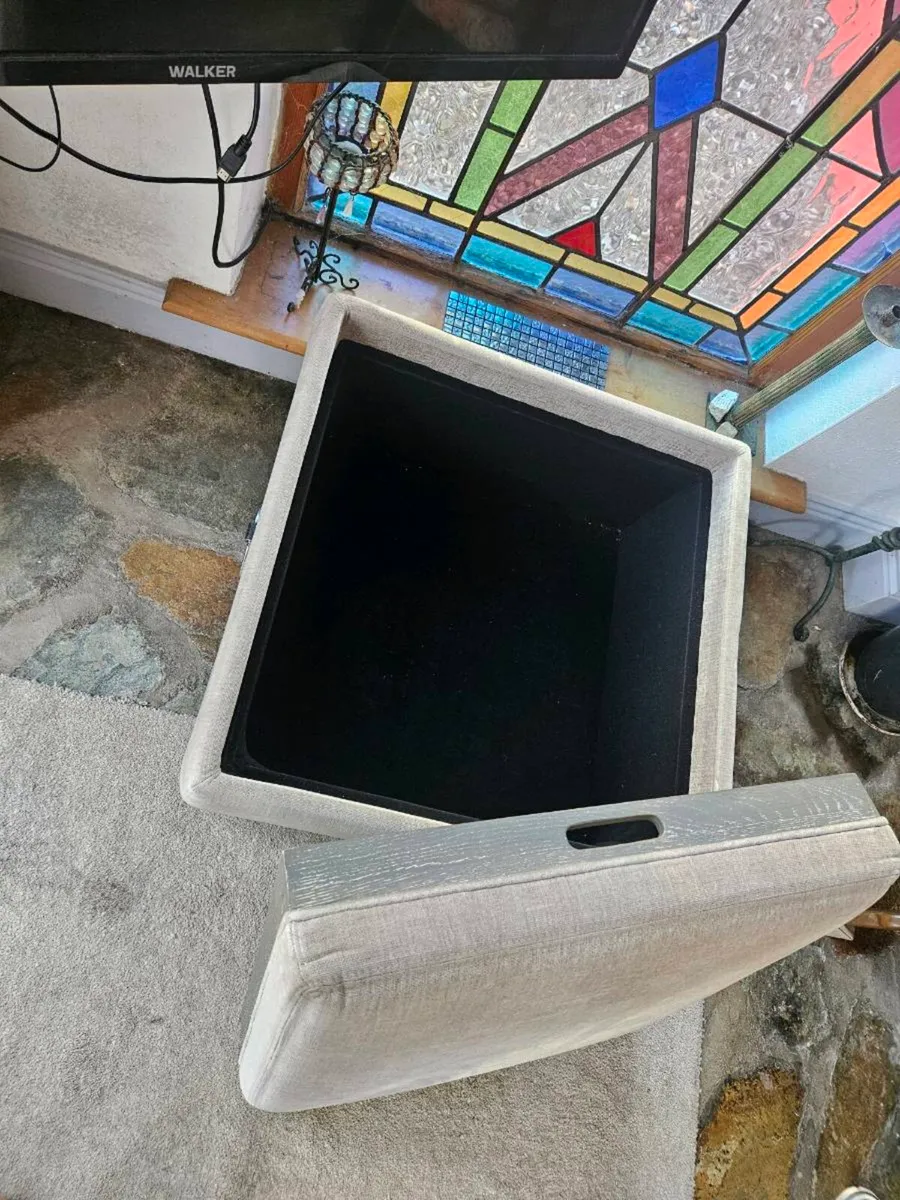 Footstool / table - Image 3